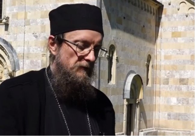Kryepeshkopi Janjiq kërkon “mbrojtje urgjente” të objekteve “kishtare serbe” në Kosovë Kryepeshkopi Janjiq kërkon “mbrojtje urgjente” të objekteve “kishtare serbe” në Kosovë