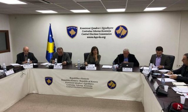 Mbyllen votimet/ Po numërohen votat, Daka: Votuan 46.9 përqind Mbyllen votimet/ Po numërohen votat, Daka: Votuan 46.9 përqind