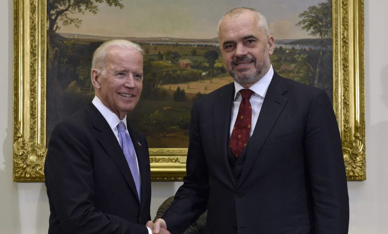 Biden fton Shqipërinë në ‘Samitin e Demokracisë’, Serbia lihet jashtë Biden fton Shqipërinë në ‘Samitin e Demokracisë’, Serbia lihet jashtë