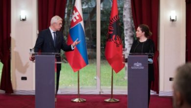 Shqipëria i kërkon Sllovakisë të hapë zyre ndërlidhëse për Kosovën Shqipëria i kërkon Sllovakisë të hapë zyre ndërlidhëse për Kosovën