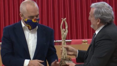 Ramën e surprizojnë në Itali, i bëjnë dhuratën e veçantë: Nuk të treguam, ky është çmim që u jepet vetëm puliezëve, por po bëjmë përjashtim