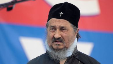 Ndrron jetë nga COVID edhe një tjetër Peshkop serb i cili bëntë thirrje kundër Kosovës Ndrron jetë nga COVID edhe një tjetër Peshkop serb i cili bëntë thirrje kundër Kosovës