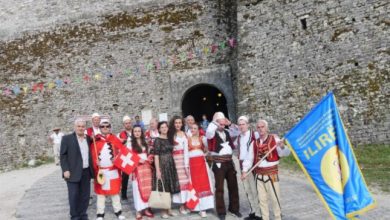 “Ilirët” e Lozanës, prijatarë të kulturës shqiptare në Zvicrën frankofane “Ilirët” e Lozanës, prijatarë të kulturës shqiptare në Zvicrën frankofane