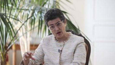 Ministrja e Jashtme spanjolle për ndeshjen me Kosovën: Rregullat janë rregulla, futbolli të mos përzihet me politikë Ministrja e Jashtme spanjolle për ndeshjen me Kosovën: Rregullat janë rregulla, futbolli të mos përzihet me politikë