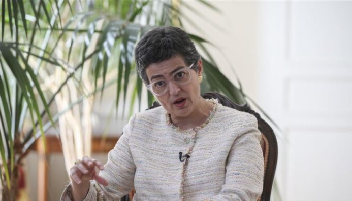 Ministrja e Jashtme spanjolle për ndeshjen me Kosovën: Rregullat janë rregulla, futbolli të mos përzihet me politikë Ministrja e Jashtme spanjolle për ndeshjen me Kosovën: Rregullat janë rregulla, futbolli të mos përzihet me politikë
