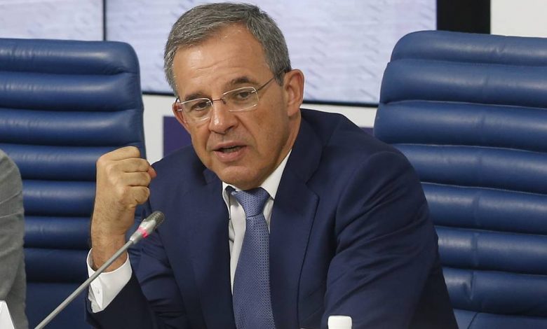 Shpërthen eurodeputeti francez: Jo hyrjes së Shqipërisë në BE, jo liberalizim të vizave për Kosovën Shpërthen eurodeputeti francez: Jo hyrjes së Shqipërisë në BE, jo liberalizim të vizave për Kosovën