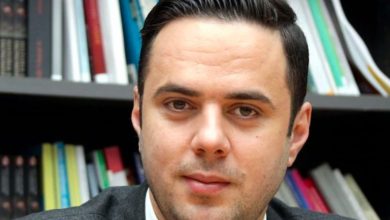 PROFIL/ Iku “plaku”, vjen i riu: Ky është kreu i LKD-së në epokën post-Mustafa PROFIL/ Iku “plaku”, vjen i riu: Ky është kreu i LKD-së në epokën post-Mustafa