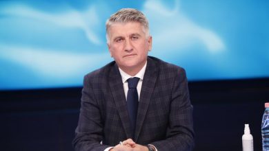 “Kurrë më shumë se sot”/ Zv.kryetari i Parlamentit: Kosova ka nevojë për Shqiperinë, SHBA dhe BE “Kurrë më shumë se sot”/ Zv.kryetari i Parlamentit: Kosova ka nevojë për Shqiperinë, SHBA dhe BE