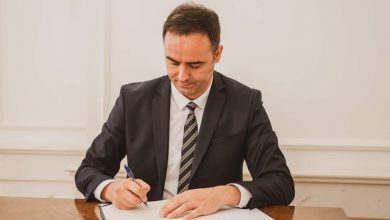 Letra/ Konjufca kërkon emrin e VV për Kryeministër, Presidenti në detyrë nuk humb kohë Letra/ Konjufca kërkon emrin e VV për Kryeministër, Presidenti në detyrë nuk humb kohë