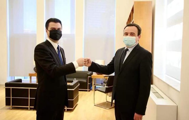 Basha takon Albin Kurtin: Biseduam për sfidat që ka përpara Shqipëria dhe Kosova, e sigurova se… Basha takon Albin Kurtin: Biseduam për sfidat që ka përpara Shqipëria dhe Kosova, e sigurova se…