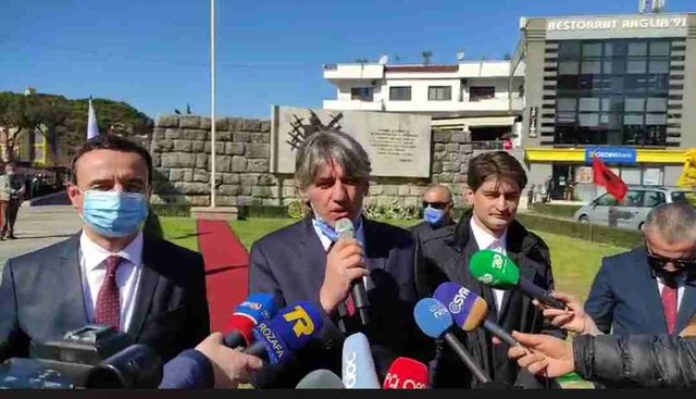 Tirana harron Besëlidhjen e Skënderbeut/ Albin Kurti, Zijadin Sela dhe politikanë të Malit të Zi e Preshevës mblidhen në Lezhë
