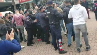Video e sherrit në Elbasan/ Kërcet grushti mes militantëve të partive