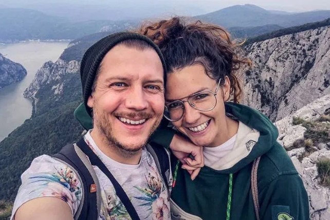 Nga hoteli, taksia, ushqimet, pijet e deri te muzeu, çifti nga Londra llogarit në detaje se sa kanë shpenzuar gjatë 4 ditëve të qëndrimit në Tiranë Nga hoteli, taksia, ushqimet, pijet e deri te muzeu, çifti nga Londra llogarit në detaje se sa kanë shpenzuar gjatë 4 ditëve të qëndrimit në Tiranë