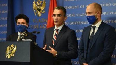 Krizë në Malin e Zi/ Kryeministri shkarkon ministrin e Drejtësisë: Vuri në dyshim… Krizë në Malin e Zi/ Kryeministri shkarkon ministrin e Drejtësisë: Vuri në dyshim…