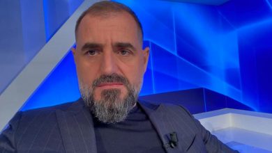 Pas tërmetit, Çim Peka bënë një tjetër parashikim të jashtëzakonshëm: E kam thënë 8 muaj më parë… Pas tërmetit, Çim Peka bënë një tjetër parashikim të jashtëzakonshëm: E kam thënë 8 muaj më parë…