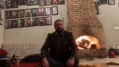 Drejtori i Mitrovicës paralajmëron “bashkimin kombëtar edhe me pushkë”, reagojnë serbët Drejtori i Mitrovicës paralajmëron “bashkimin kombëtar edhe me pushkë”, reagojnë serbët