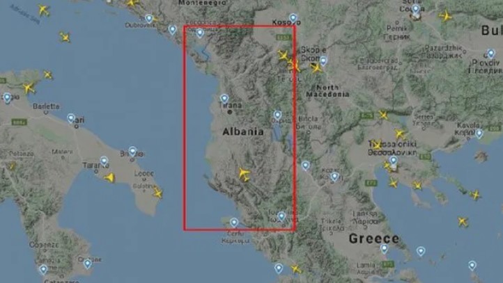 Mediat britanike: Pilotëve ndërkombëtarë u është kërkuar të kenë shumë kujdes kur fluturojnë mbi Shqipërinë pasi… Mediat britanike: Pilotëve ndërkombëtarë u është kërkuar të kenë shumë kujdes kur fluturojnë mbi Shqipërinë pasi…