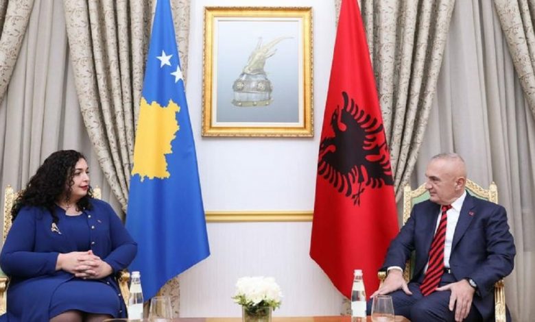 Meta uron homologen e re në Kosovë: Do bashkëpunojmë shumë ngushtë! Meta uron homologen e re në Kosovë: Do bashkëpunojmë shumë ngushtë!