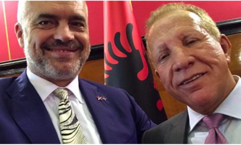 Behgjet Pacolli: Lirimi i 3 policëve të Kosovës erdhi nga Rama në koordinim me Grenell Behgjet Pacolli: Lirimi i 3 policëve të Kosovës erdhi nga Rama në koordinim me Grenell