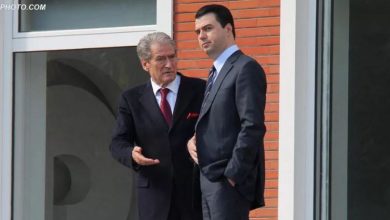 Gazetari: Basha mund të përfitojë, Berishën nuk e duan shqiptarët Gazetari: Basha mund të përfitojë, Berishën nuk e duan shqiptarët