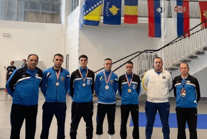Serbët reagojnë për pjesëmarrjen e Kosovës në Ballkanik, Kosova “përgjigjet” me medalje të arta Serbët reagojnë për pjesëmarrjen e Kosovës në Ballkanik, Kosova “përgjigjet” me medalje të arta