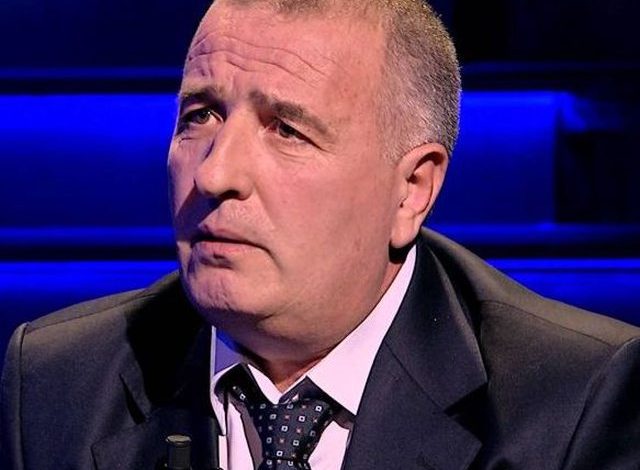 Për fanatikët e Saliut, ai është kolerë për PD-në dhe e çon atë drejt vdekjes Për fanatikët e Saliut, ai është kolerë për PD-në dhe e çon atë drejt vdekjes