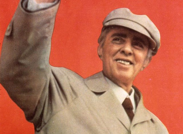 “Enver Hoxha përdori gjakun e 27 foshnjave për t’u kuruar”/ Trondit studiuesi: Trajtimi u bë në dy mënyra… “Enver Hoxha përdori gjakun e 27 foshnjave për t’u kuruar”/ Trondit studiuesi: Trajtimi u bë në dy mënyra…