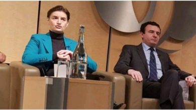 Debat i ashpër mes Kurtit dhe homologes serbe në Tiranë: A dëshiron të na pushtosh? Bërnabiç: Si mendon se do… Debat i ashpër mes Kurtit dhe homologes serbe në Tiranë: A dëshiron të na pushtosh? Bërnabiç: Si mendon se do…