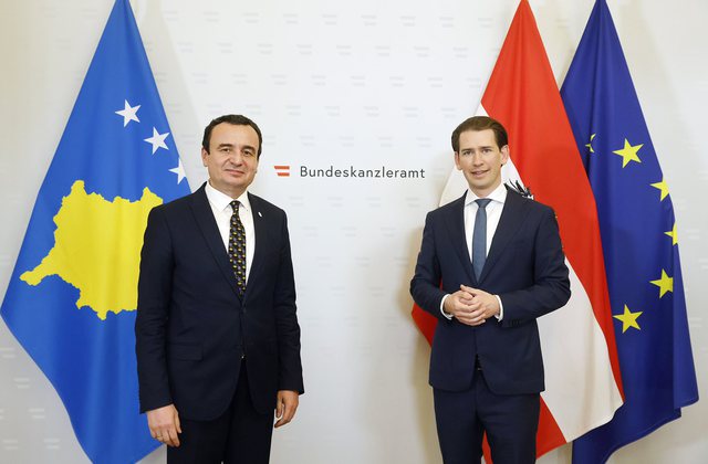 Austria i premton “besnikëri” Kosovës: Do të vazhdojmë bashkëpunimin Austria i premton “besnikëri” Kosovës: Do të vazhdojmë bashkëpunimin