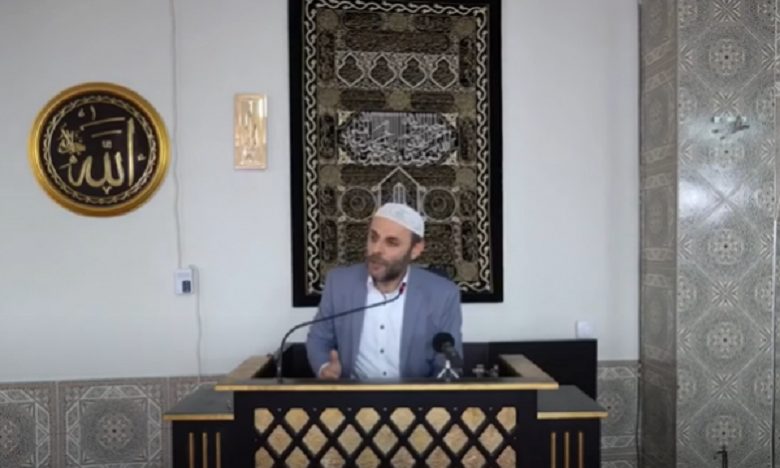 VIDEO/ Hoxha shqiptar: Boll më me ndërtimin e xhamive, ndërtoni spitale