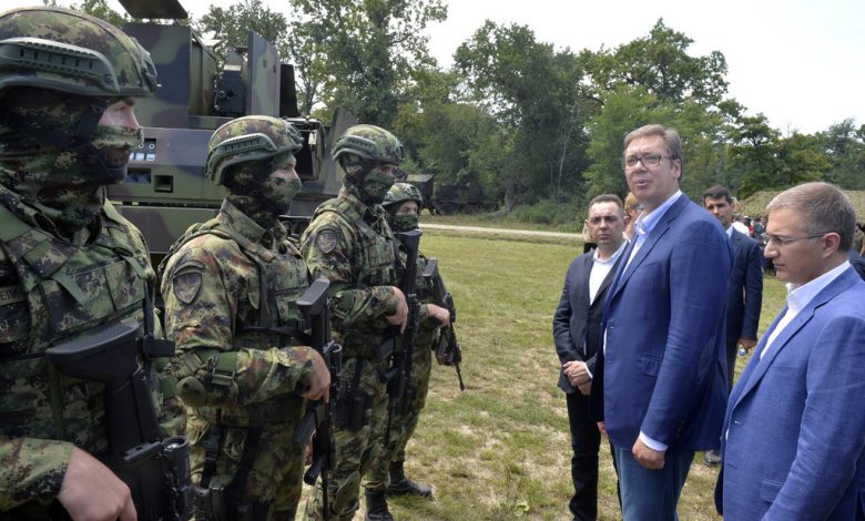 Vuçiç akuzon BE: Ma punuan bashkë me Kurtin Vuçiç akuzon BE: Ma punuan bashkë me Kurtin