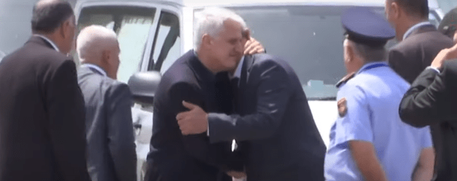 Aksidenti tragjik në Kroaci! Pandeli Majko pranë vëllezërve Kosovarë, pret trupat e viktimave në kufi (Video) Aksidenti tragjik në Kroaci! Pandeli Majko pranë vëllezërve Kosovarë, pret trupat e viktimave në kufi (Video)