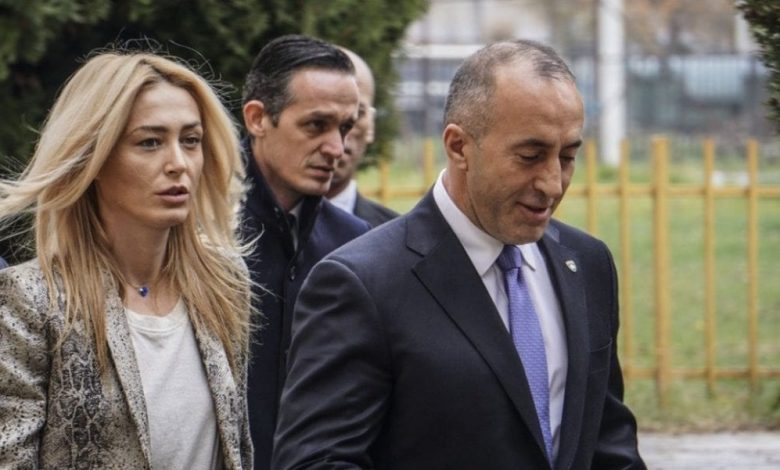 Shkuan për vizitë në Deçan, helmohet ish-kryeministri Hardinaj dhe familjarët e tij, ja si është gjëndja shëndetësore e tyre