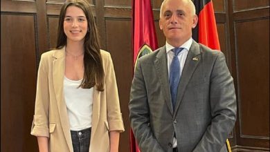 “Dua të jem shqiptarja e parë në Bundestag”/ Kush është studentja 21-vjeçare që po garon për deputete në Gjermani: Një Berisha Socialdemokrate “Dua të jem shqiptarja e parë në Bundestag”/ Kush është studentja 21-vjeçare që po garon për deputete në Gjermani: Një Berisha Socialdemokrate