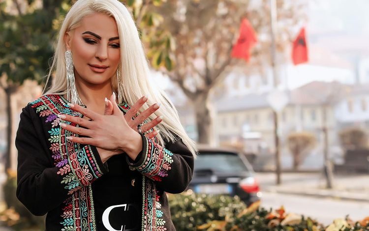 Plagët boshnjake në OKB, deputetja boshnjake në Kosovë ndan emocionet e votimit të rezolutës