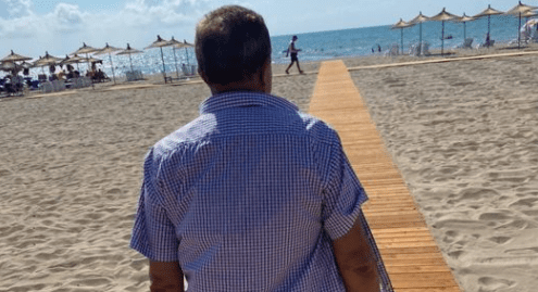 Miliarderi zgjedh Shqipërinë për të kaluar pushimet: S’kemi nevojë për Spanjën e Maldivet… Miliarderi zgjedh Shqipërinë për të kaluar pushimet: S’kemi nevojë për Spanjën e Maldivet…