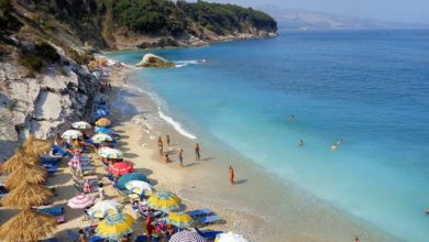 Zgjodhën bregdetin shqiptar/ Mbi 120 mijë qytetarë nga Maqedonia u futën vetëm nga Qafë Thana për pushime në vendin tonë