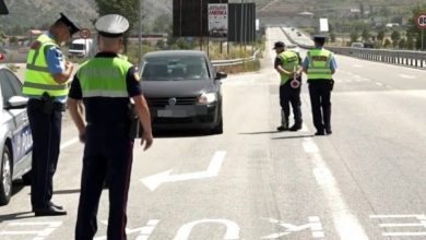 Policia e Kosovës dhe ajo e Shqipërisë fillojnë patrullimet e përbashkëta Policia e Kosovës dhe ajo e Shqipërisë fillojnë patrullimet e përbashkëta