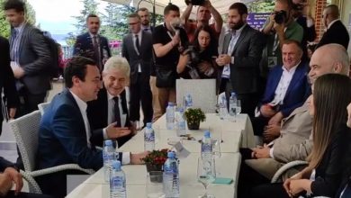 “Kritika e mospajtime…”/ Kurti në Tetovë pyetet për raportet me Ahmetin e Ramën: Është mirë që të mos pritet mbledhja e…! “Kritika e mospajtime…”/ Kurti në Tetovë pyetet për raportet me Ahmetin e Ramën: Është mirë që të mos pritet mbledhja e…!