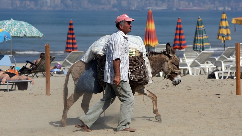 Spahiu: RIVIERA shqiptare, tokë e bekuar nga Perëndia, që po kallet nga ligësia…. Spahiu: RIVIERA shqiptare, tokë e bekuar nga Perëndia, që po kallet nga ligësia….