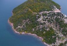“Një destinacion spektakolar”, Rama publikon pamjet e ishullit ‘të panjohur’ mbi Drin “Një destinacion spektakolar”, Rama publikon pamjet e ishullit ‘të panjohur’ mbi Drin