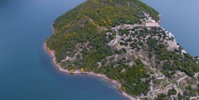 “Një destinacion spektakolar”, Rama publikon pamjet e ishullit ‘të panjohur’ mbi Drin