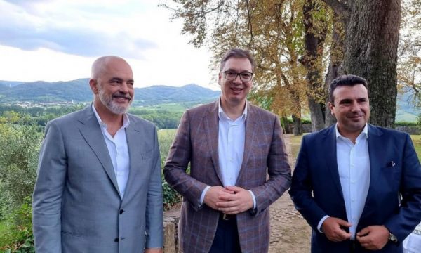 Ballkani i Hapur/ Rama, Vuçiç dhe Kovaçevski takohen sot në Ohër, merr pjesë dhe Mali i Zi Ballkani i Hapur/ Rama, Vuçiç dhe Kovaçevski takohen sot në Ohër, merr pjesë dhe Mali i Zi