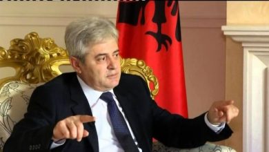 Pretendimet e opozitës dhe çfarë qëndron pas dorëheqjeve të BDI-së nga Qeveria maqedonase? Pretendimet e opozitës dhe çfarë qëndron pas dorëheqjeve të BDI-së nga Qeveria maqedonase?
