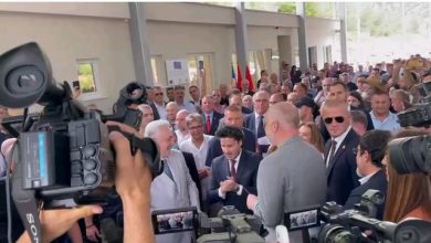 VIDEO/ Dritan Abazoviç shkrin akujt mes Ramës dhe Krivokapiç, por kryeministri shqiptar nuk ndalet me kërkesat e tij VIDEO/ Dritan Abazoviç shkrin akujt mes Ramës dhe Krivokapiç, por kryeministri shqiptar nuk ndalet me kërkesat e tij