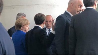 “Nuk më ha luli për ty”, ish-ministri tregon variantin e tij të debatit të Haradinajt dhe Ramës në zyrën e Merkelit “Nuk më ha luli për ty”, ish-ministri tregon variantin e tij të debatit të Haradinajt dhe Ramës në zyrën e Merkelit