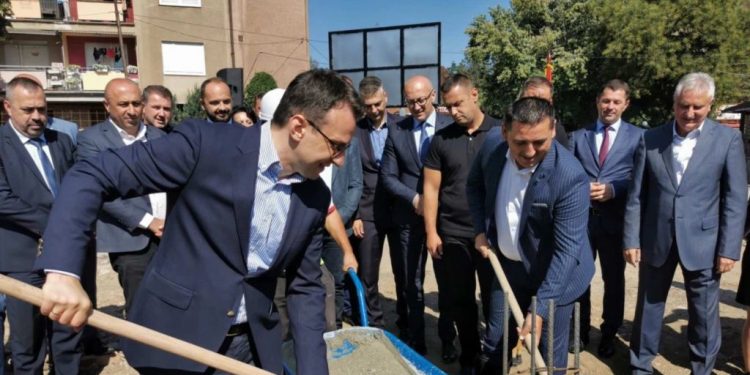 Serbia nis ndërtimin e Universitetit të saj në Mitrovicë, asnjë reagim nga Prishtina Serbia nis ndërtimin e Universitetit të saj në Mitrovicë, asnjë reagim nga Prishtina