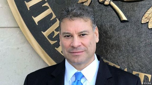 Zyrtari i DASH i prerë, Escobar:Jo politika nacionaliste në Ballkan, çelësi është pajtimi etnik Zyrtari i DASH i prerë, Escobar:Jo politika nacionaliste në Ballkan, çelësi është pajtimi etnik