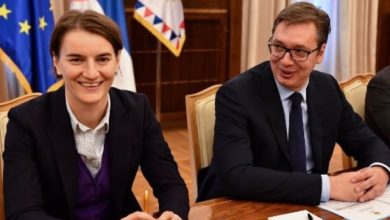 Brnabiç: Vuçiç arriti t’i bind liderët e BE që të mos ketë sanksione ndaj Serbisë Brnabiç: Vuçiç arriti t’i bind liderët e BE që të mos ketë sanksione ndaj Serbisë
