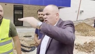 “Mos më rrini kot, punoni deri në 10 të natës”! Safet Gjici ultimatum për stadiumin: Me 15 më vjen Duka këtu